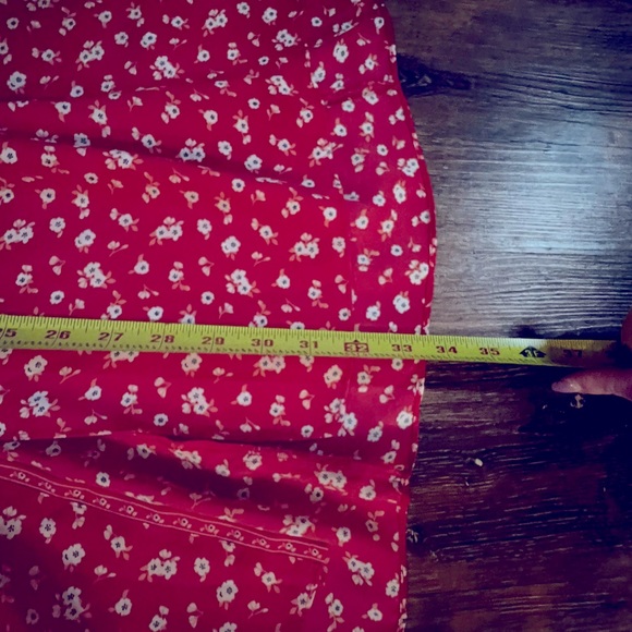 Like new Boho maxi skit. Red wit multicolor flowers - Picture 2 of 5